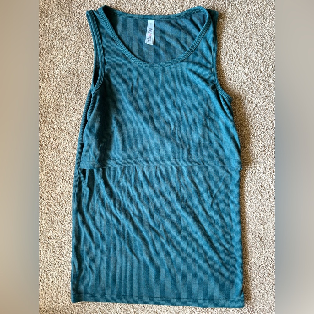 Latched Mama ribbed tank (size medium)